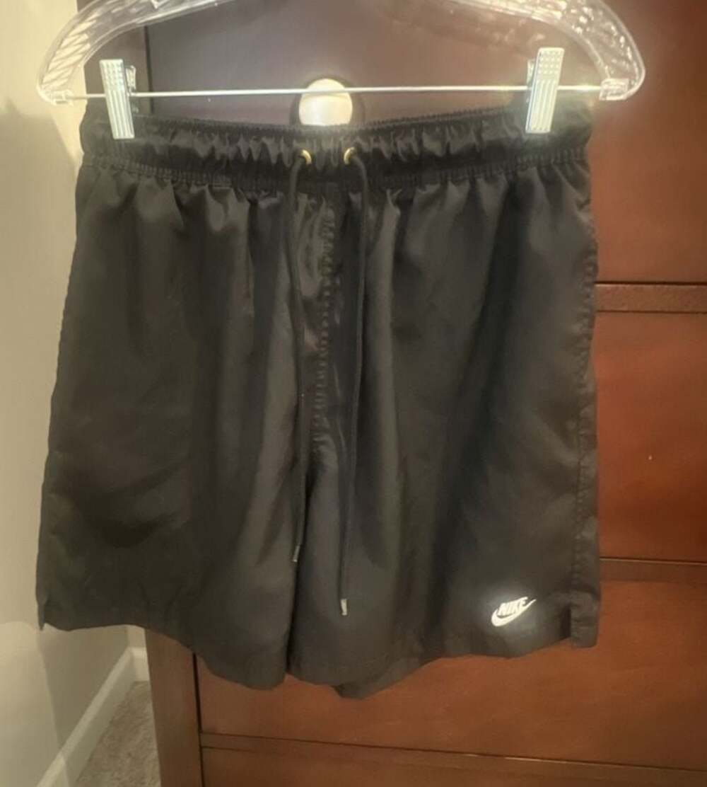 Nike Club Men's Woven Flow Shorts